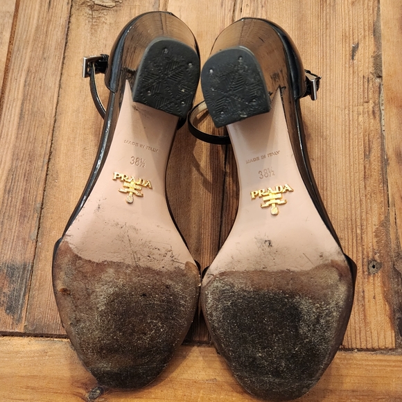 Prada size 38EU (7.5 US) Black - Picture 3 of 3